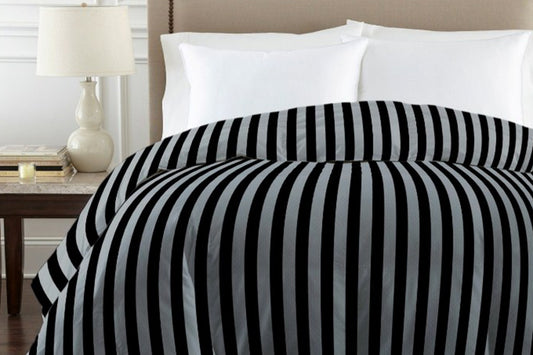 Summer Quilt Gray & Black Stripes F/R
